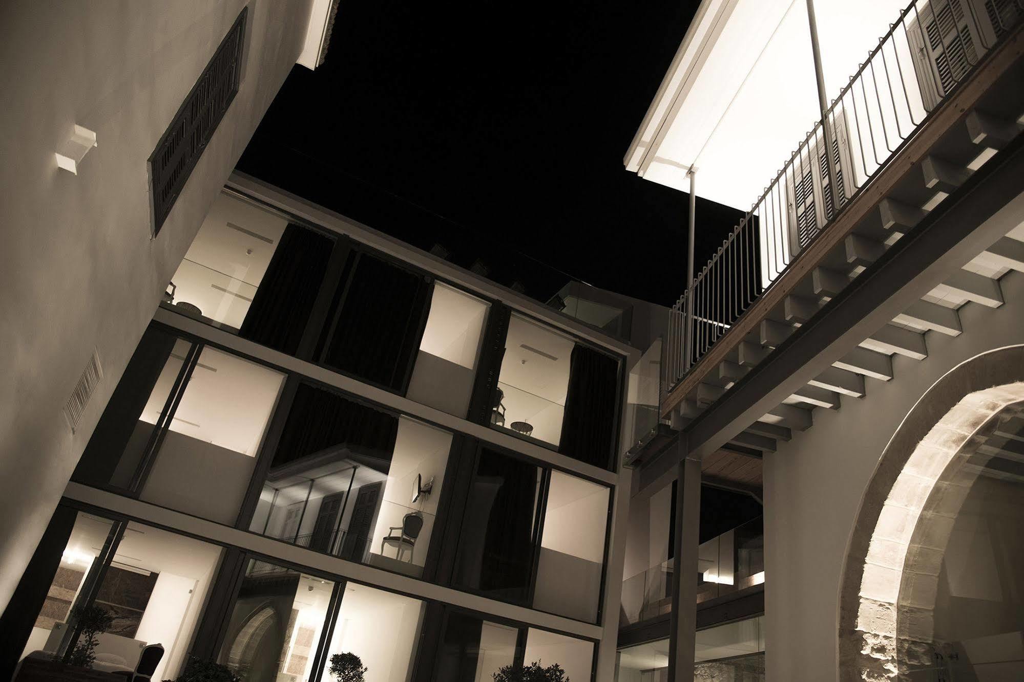Lokal Boutique Hotel Larnaca Dış mekan fotoğraf